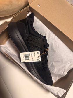 Adidas UltraBoost 21 'Triple Black' size 11