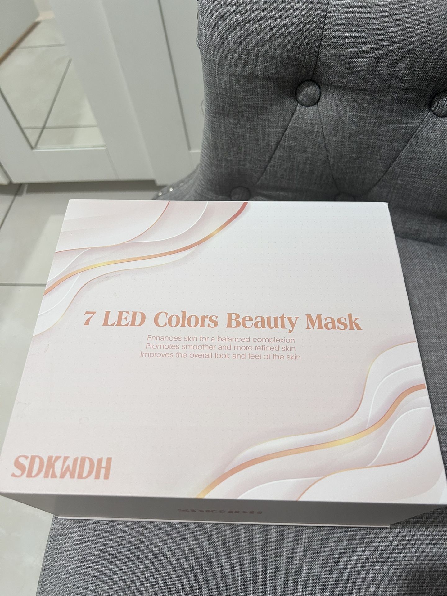 Light Facial Therapy