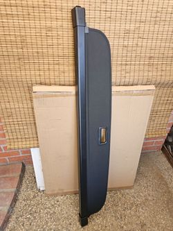 Black Retractable Cargo Cover Trunk Shade
