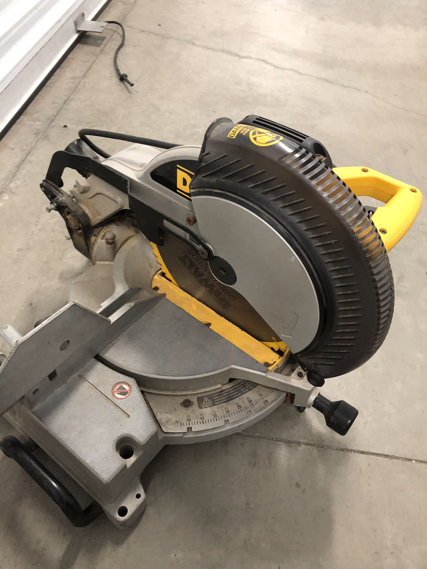 Dewalt 10” over head saw