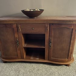 Accent Table