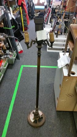 Vintage brass lamp broken marble base working condition unknown