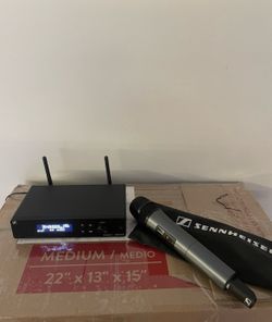 PROFESSIONAL XS WIRELESS 2 SENNHEISER MICROPHONE 🎤 LIKE NEW