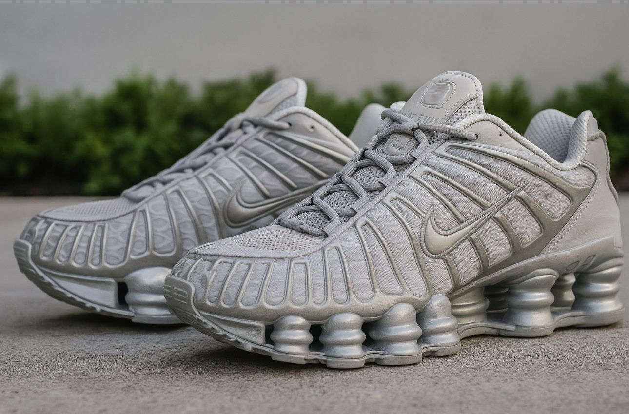 Men's Nike Shox