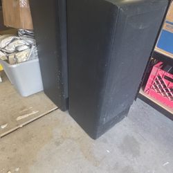 Pair Of 2 Vintage Infinity SM 122 Speakers 