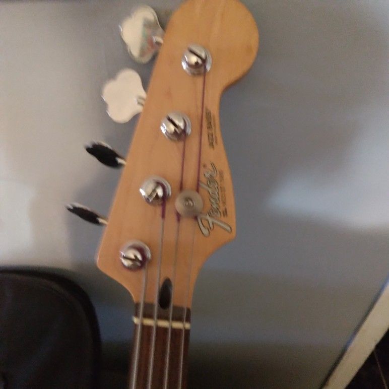 Fender Jazz Bass