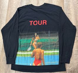 Kanye West Saint Pablo Tour Kim Kardashian Shirt size Medium Black Long Sleeve
