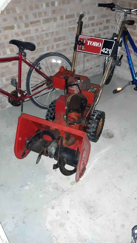 Toro 421 Snowblower