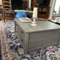 Coffee Table With Storage 