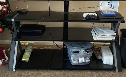 Glass Tv Stand Holds 65” Tv