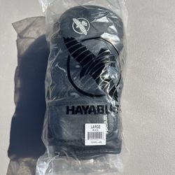 Hayabusa T3 7oz Hybrid Black Gloves Size: L