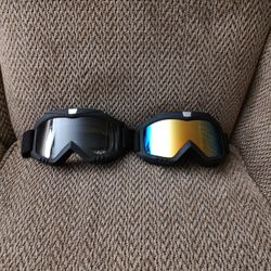 MOTORCYCLE GOGGLES.  GOLD MULTI COLOR LENS AND CLEAR LENS.  ADJUSTABLE STRAP.  $20 EACH.  NEW.  PICKUP ONLY.