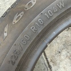 235/60/18 Pirelli P7 RunFlat (2 Tires) $60.00/ BOTH 