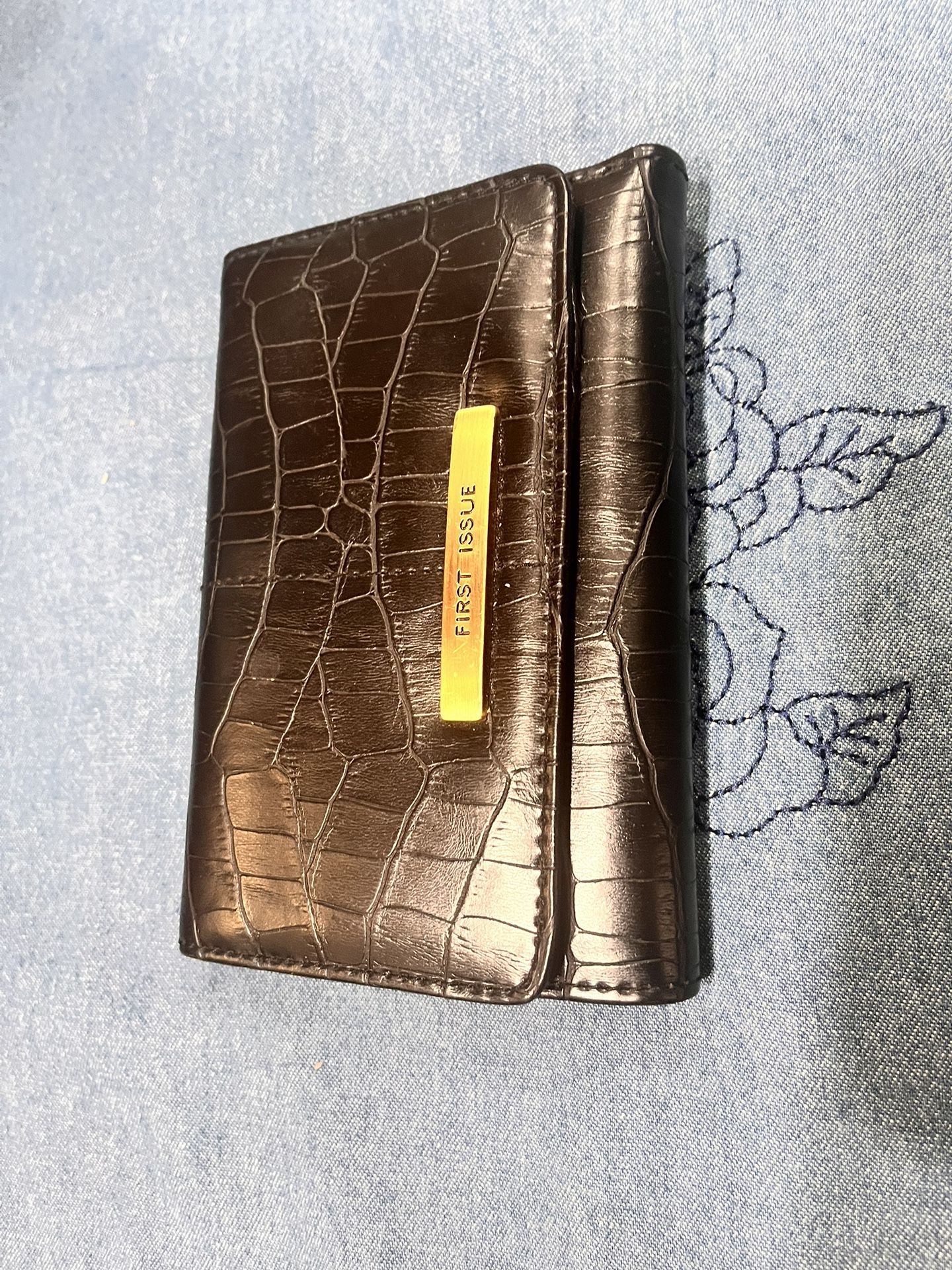 New First Issue Black Trifold Wallet - Liz Claiborne