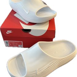 Nike ReactX Rejuven8 Slides