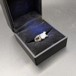 Sterling Silver With 2kt Mousinite Ring