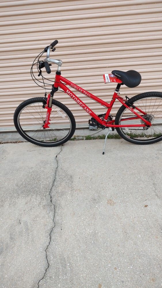 Motobecane Jubilee Trail 21 Speed Bike Like New for Sale in No