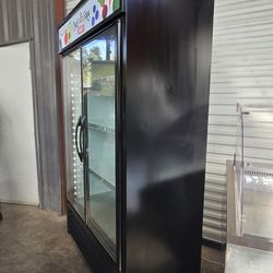 Refrigerated Glass Door Merchandiser with LED Lighting 47 1/8"
