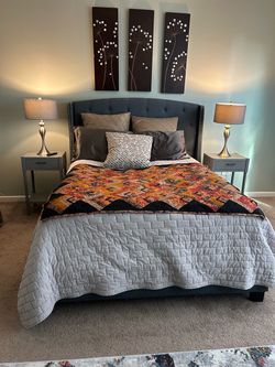 Bed and platform headrest