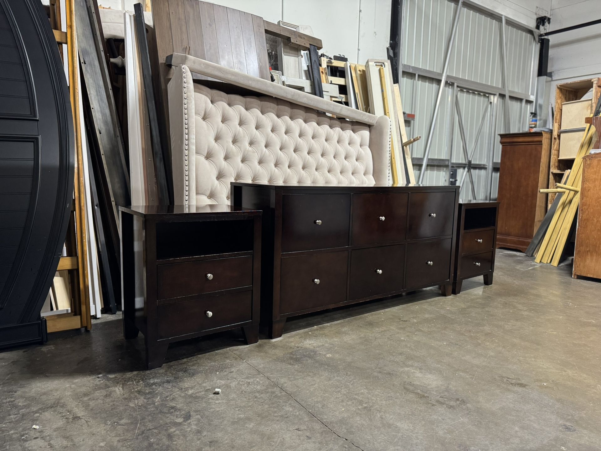 Dresser Set $270