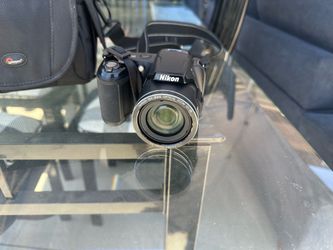 Nikon Coolplix L819