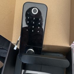 Ooolous.   Brand New Lock Security 