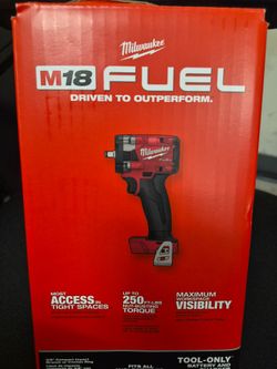 Milwaukee 3/8 impact m18