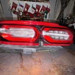 2019-2024 Chevrolet Camaro OEM Tail Lights. ZL1 SS RS. PASSENGER and DRIVER Side