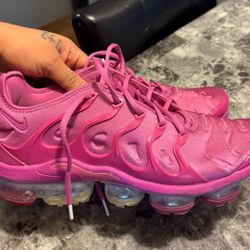 Pink Nike Vapor Max Shoes