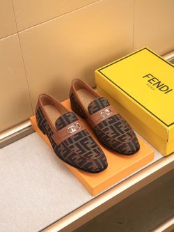 Fendi Men’s Leather Shoes With Box 2026 New