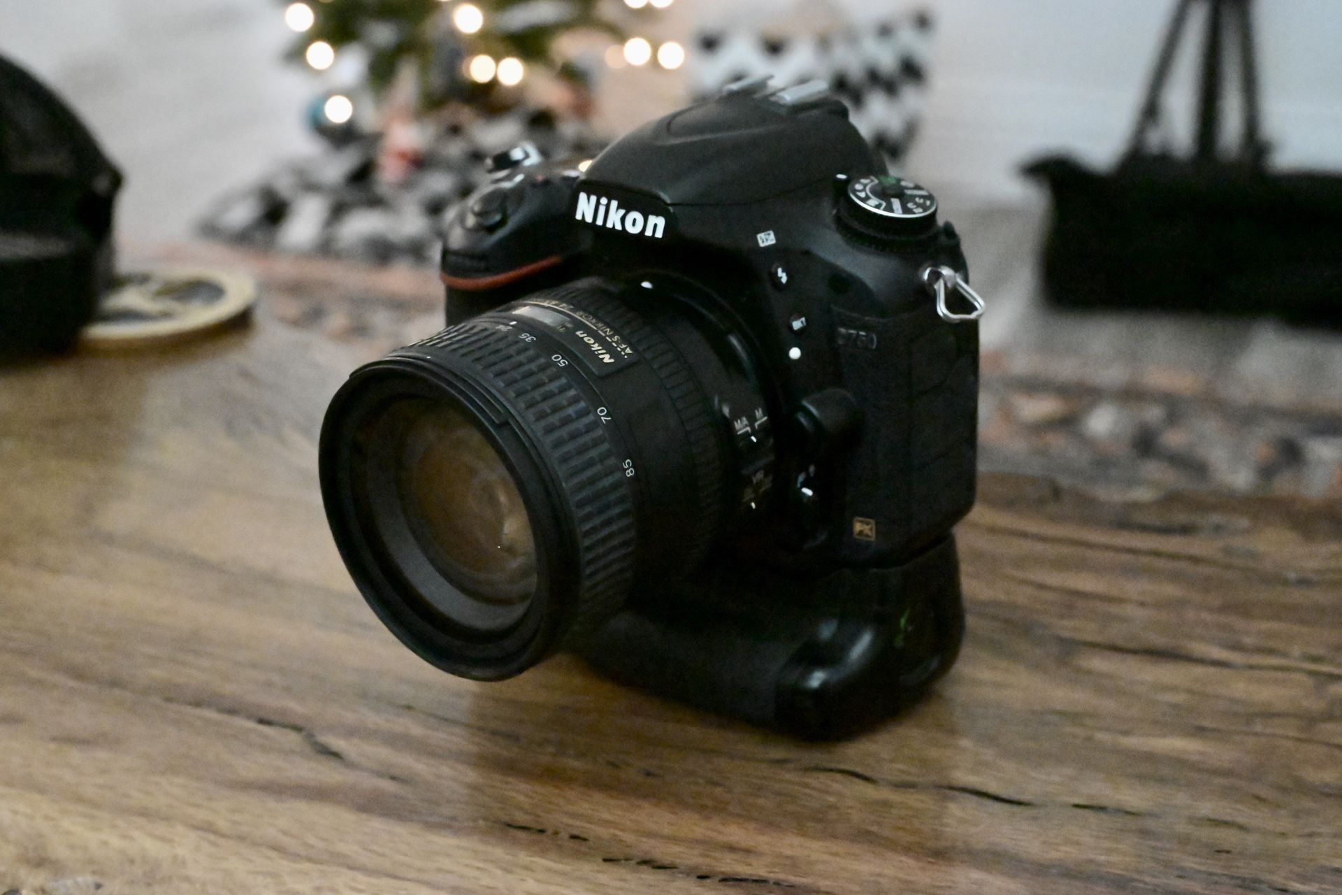Nikon D750 With Grip And Lens