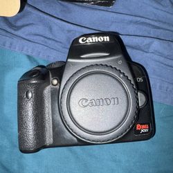 Non-Functioning Camera Body & Box