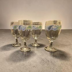 Set of 4 Green Glass Goblets Elegant Water Wine Glasses 