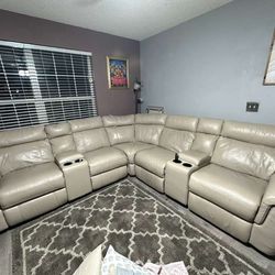 Reclining Leather Couch With Storage