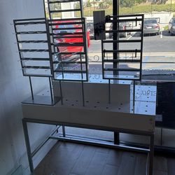 Retail Desk/Display