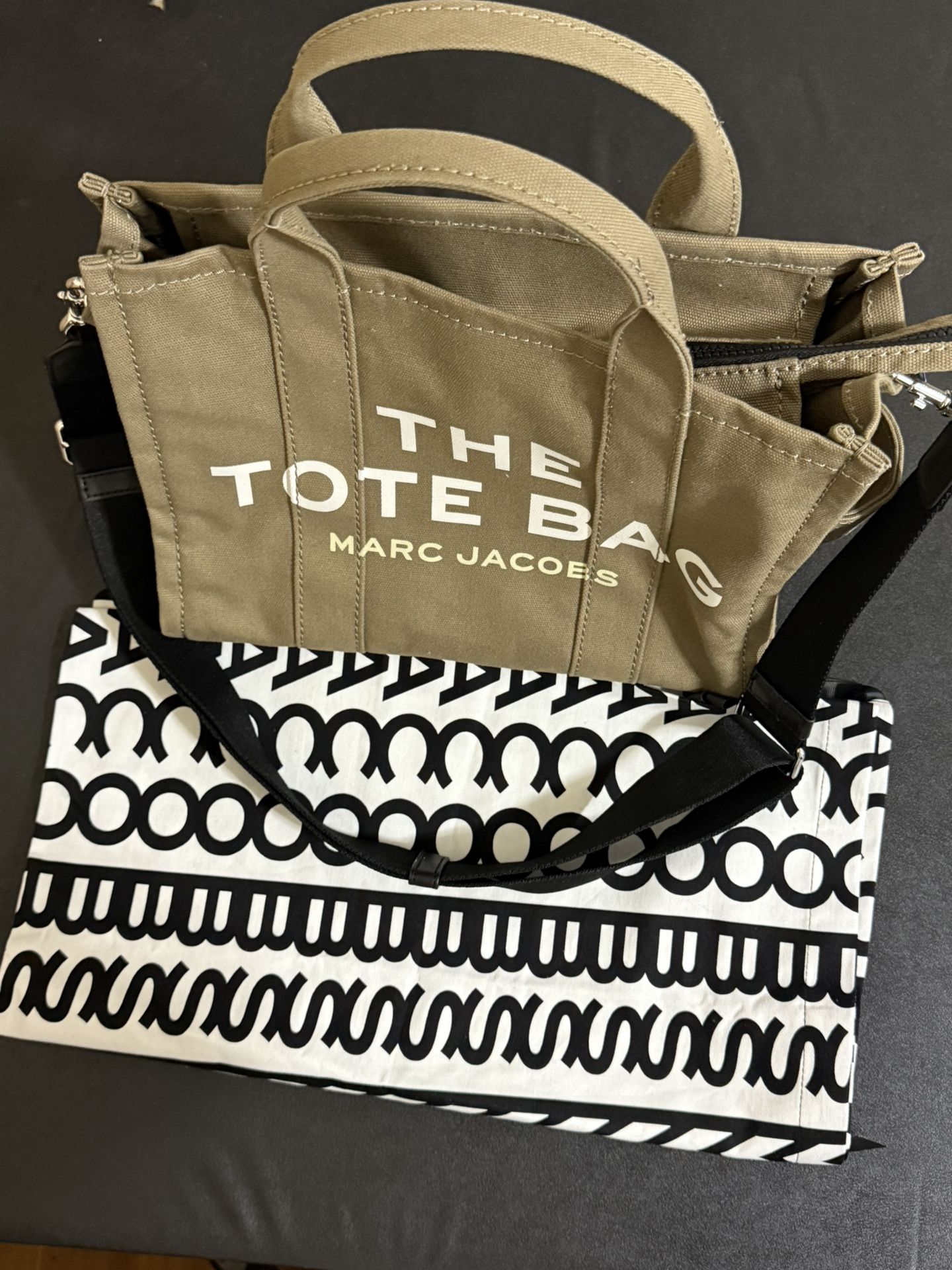 Marc Jacob Tote Bag (olive green )