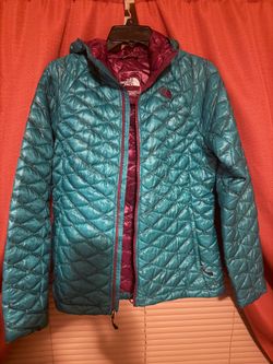The North Face Puffer Jacket Womens Medium Thermoball  Teal