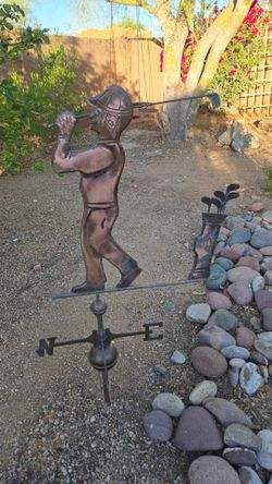 Copper weather vane golfer