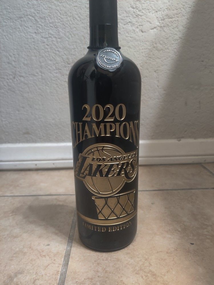 2020 Champions L.A Lakers Wine Bottle Limited Edition