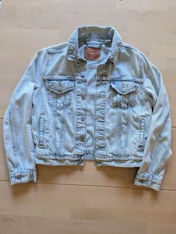 Levi's Light Wash Denim Jacket Size Small