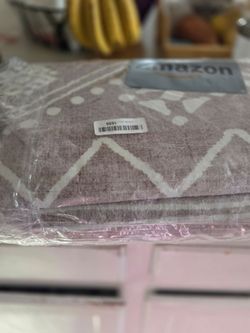 Pure down Area rug 5x7 beige