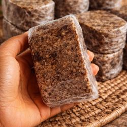 African Black Soap with Turmeric & Honey – Handmade Natural Soap Bar for Clear & Glowing Skin (250g)