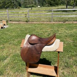 English Saddle