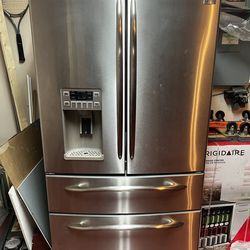 Refrigerator GE Profile