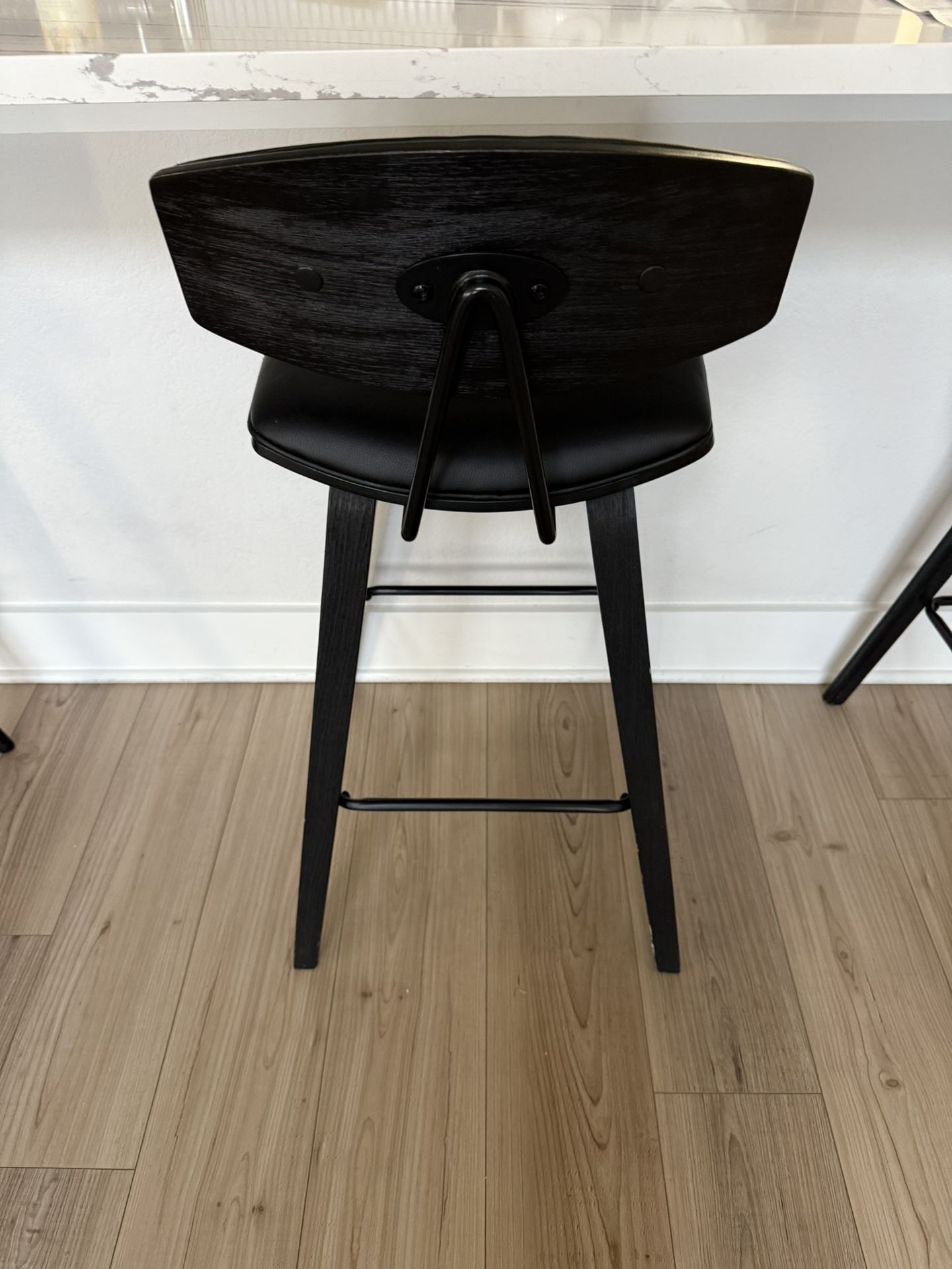 Set of 4 stools for Kitchen bar