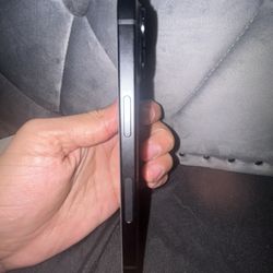 IPHONE 15 (128GB)