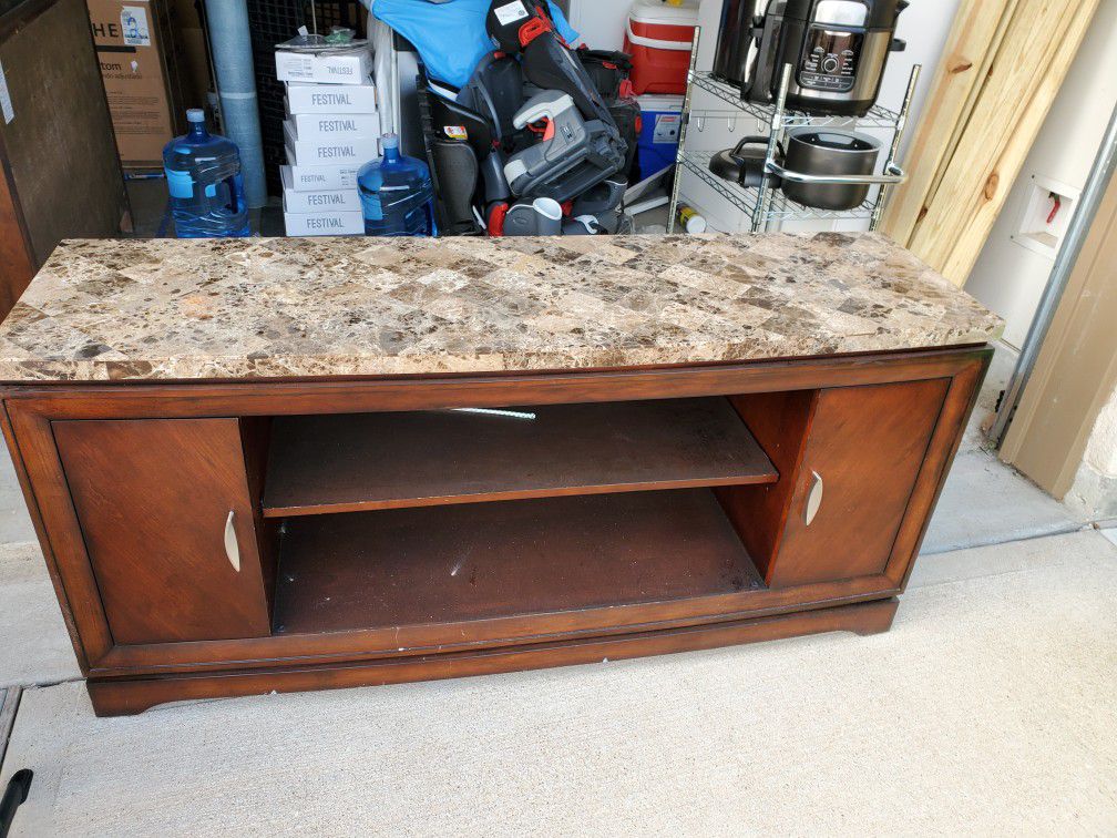 TV Stand (Heavy)