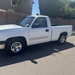 2004 Chevy Silverado single cab V8 4.8