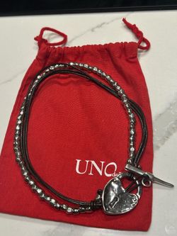 Uno de 50 lock necklace