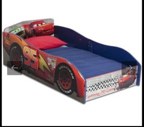 Toddler bed